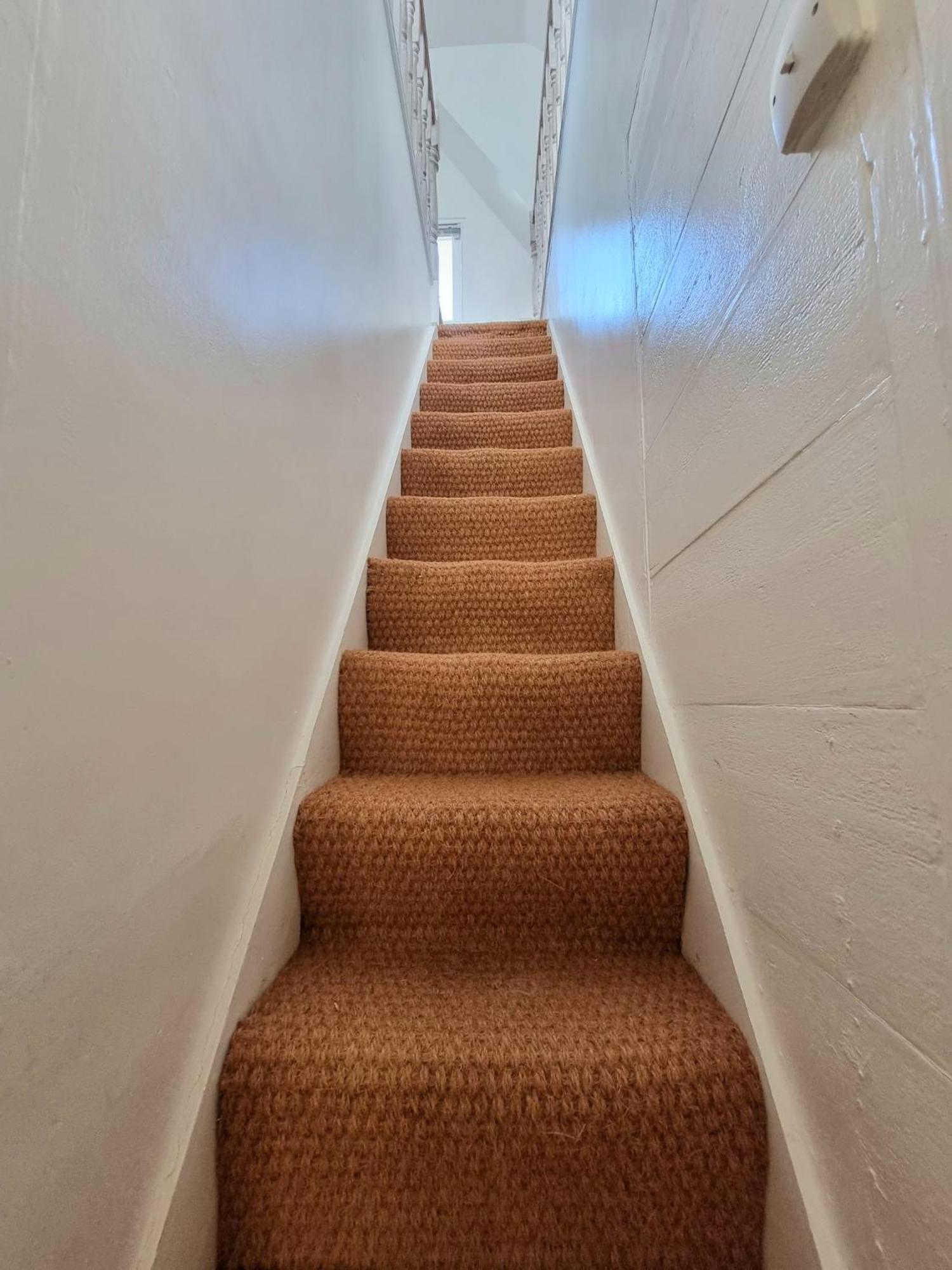 West Hill Retreat Seaview Balcony Chic Loft Studio & Free Parking Hastings Exterior foto