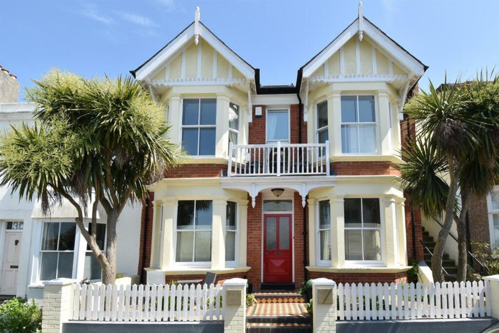 West Hill Retreat Seaview Balcony Chic Loft Studio & Free Parking Hastings Exterior foto